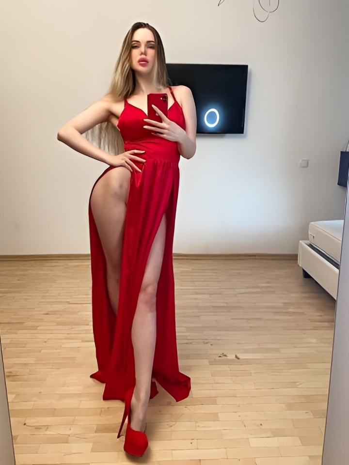 Олеся привлекальеная девушка из Симферополя цена от 4000 руб