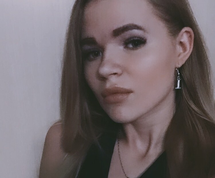 Настя привлекальеная девушка из Симферополя цена от 3500 руб