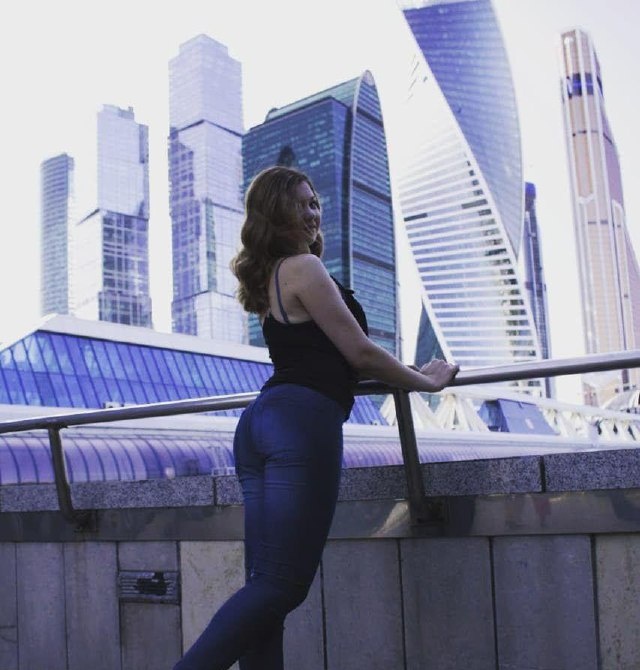 Алина привлекальеная девушка из Симферополя цена от 3500 руб