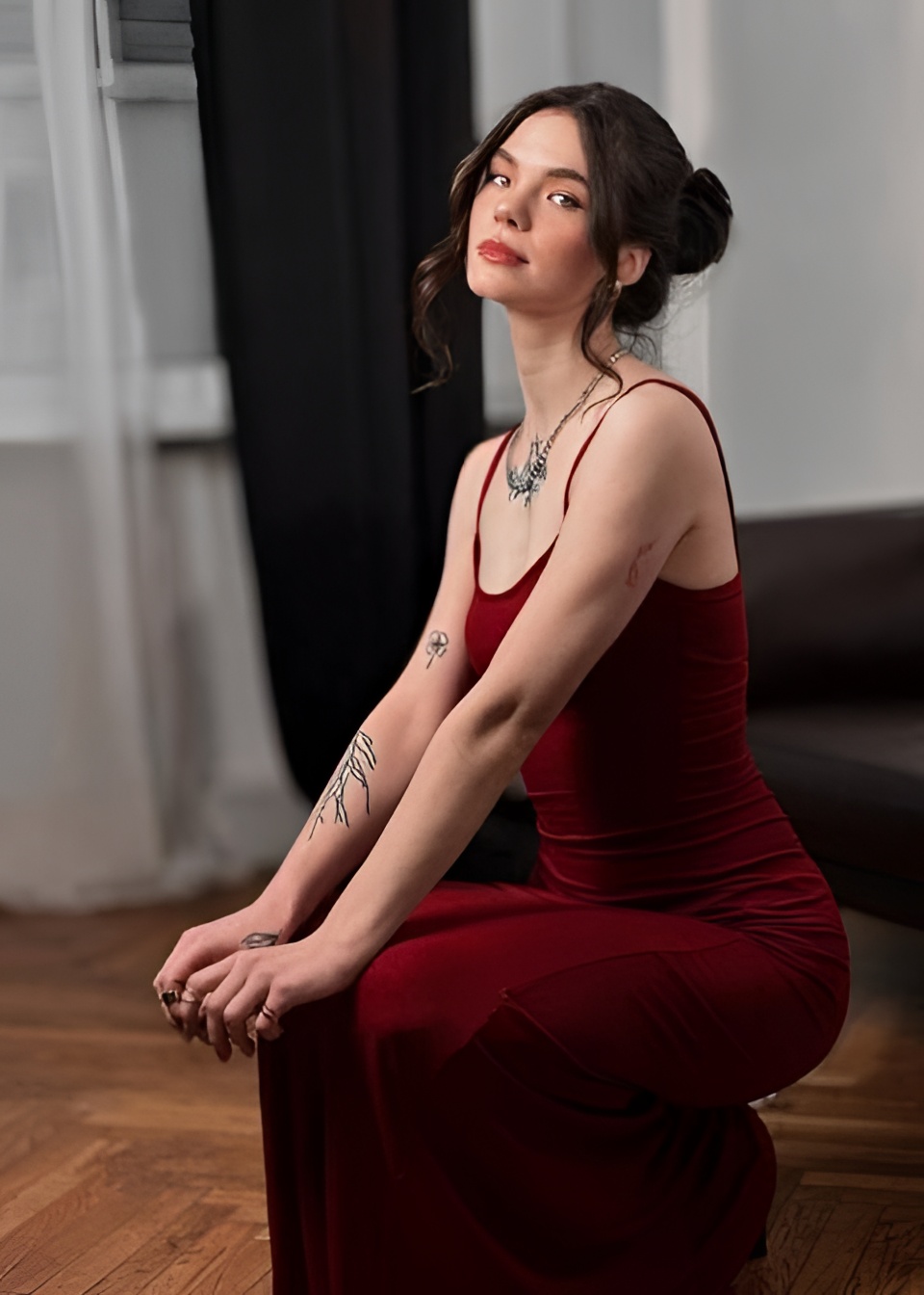 Кристина привлекательная девушка из Симферополя цена от 15000 руб