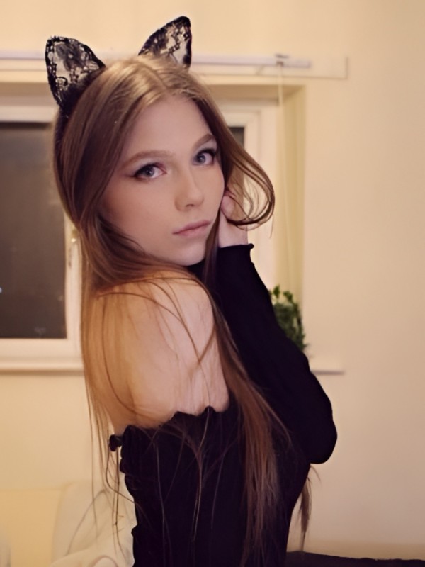 Розалия привлекательная девушка из Симферополя цена от 2500 руб