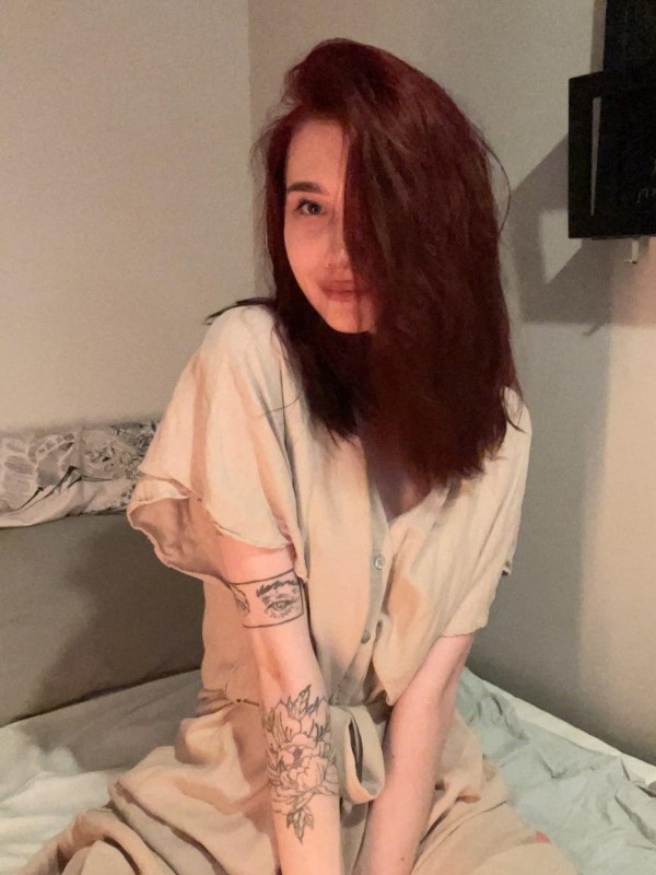 Флора привлекательная девушка из Симферополя цена от 5000 руб