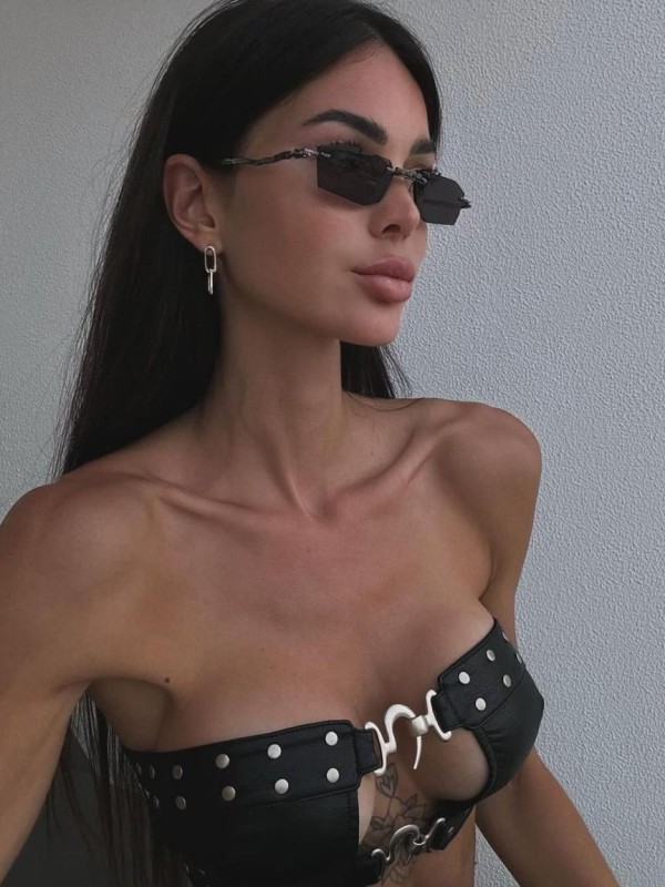 Энн привлекательная девушка из Симферополя цена от 6000 руб